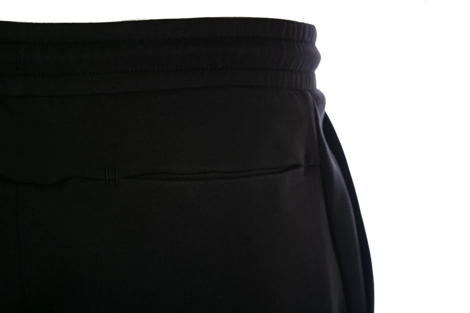 BOSS Halboa Short Sweat Short in Black