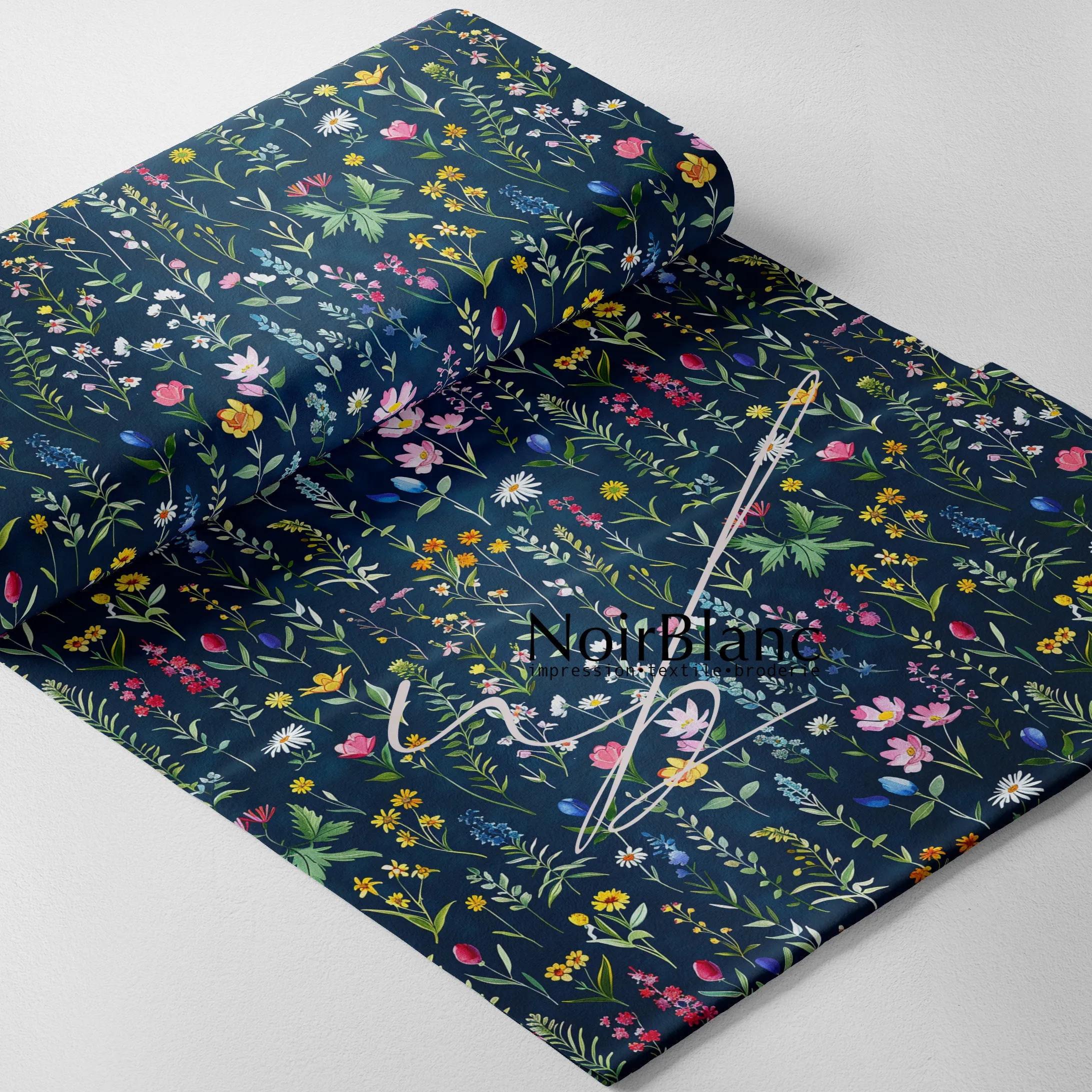 Fleurs sauvages fond navy