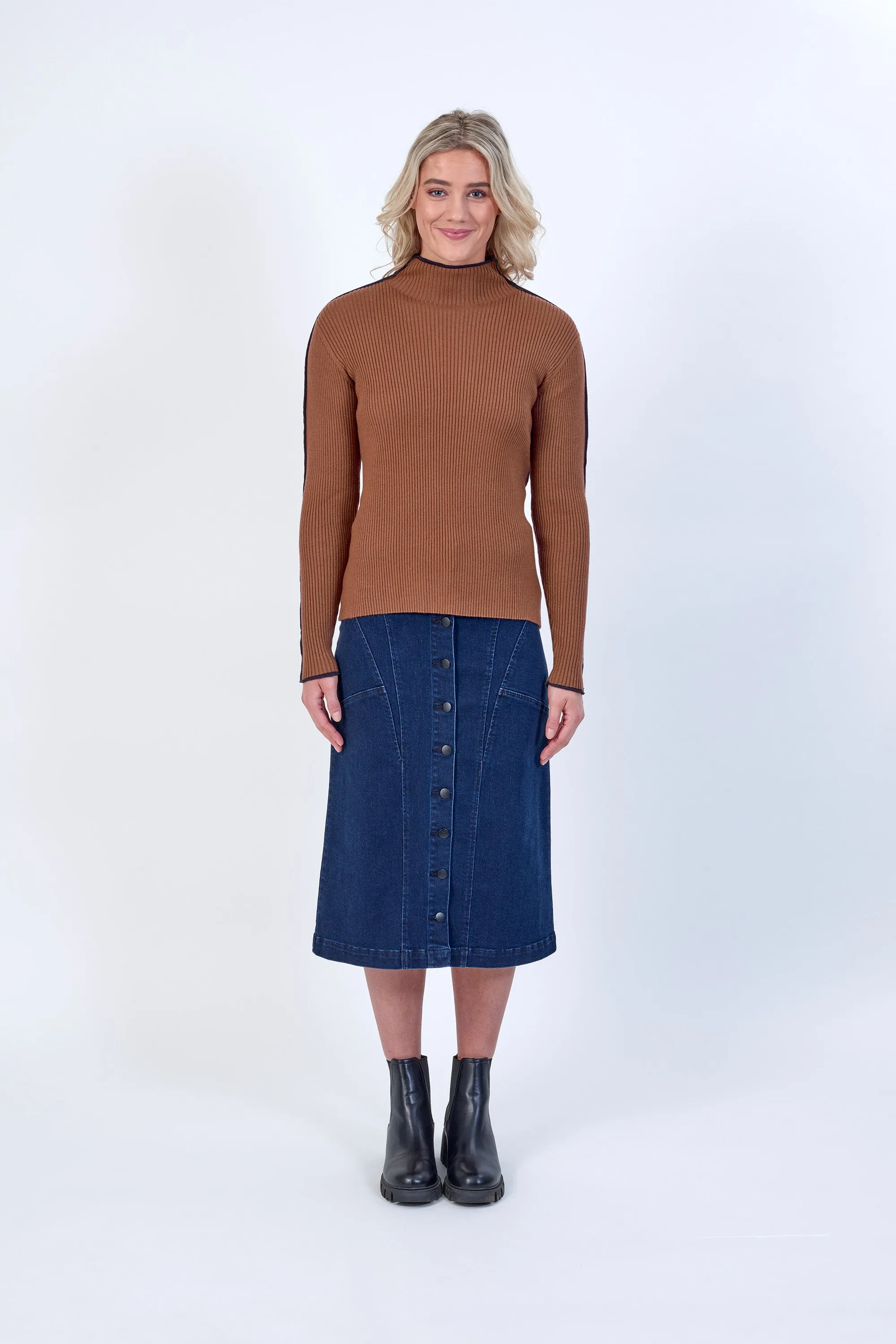 Knewe Cube Sweater - Tobacco/Ink