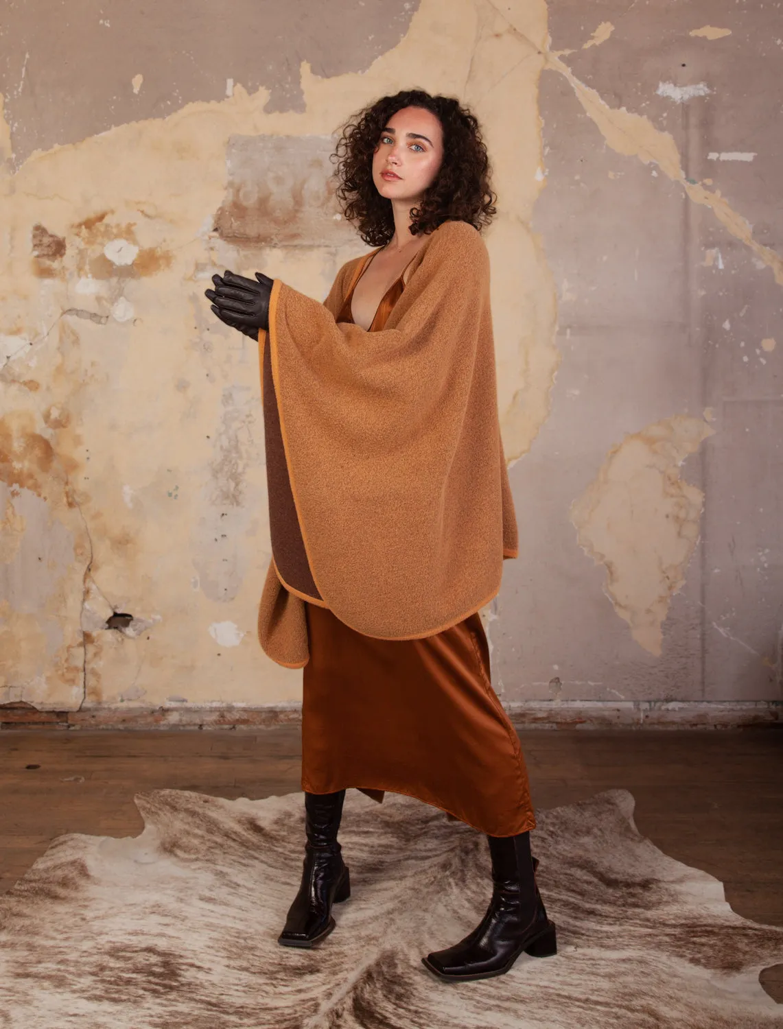 LUSIA PONCHO (SOLID)