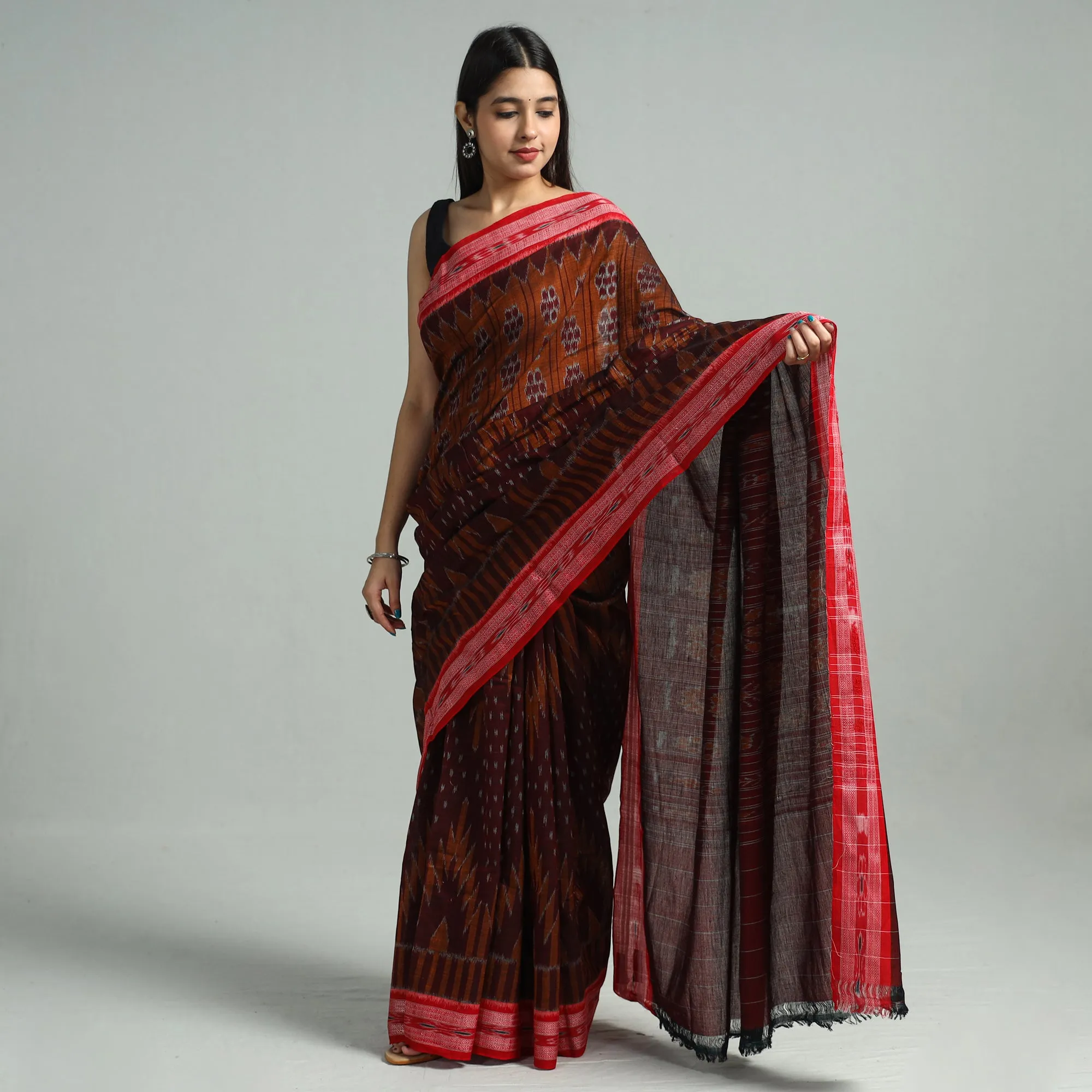 Maroon - Maniabandha Ikat Weave Handloom Cotton Saree 29