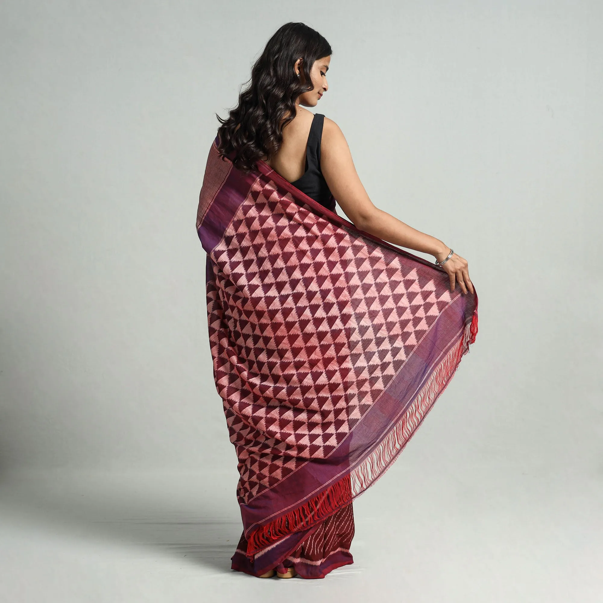 Maroon - Pochampally Ikat Weave Handloom Cotton Saree 21