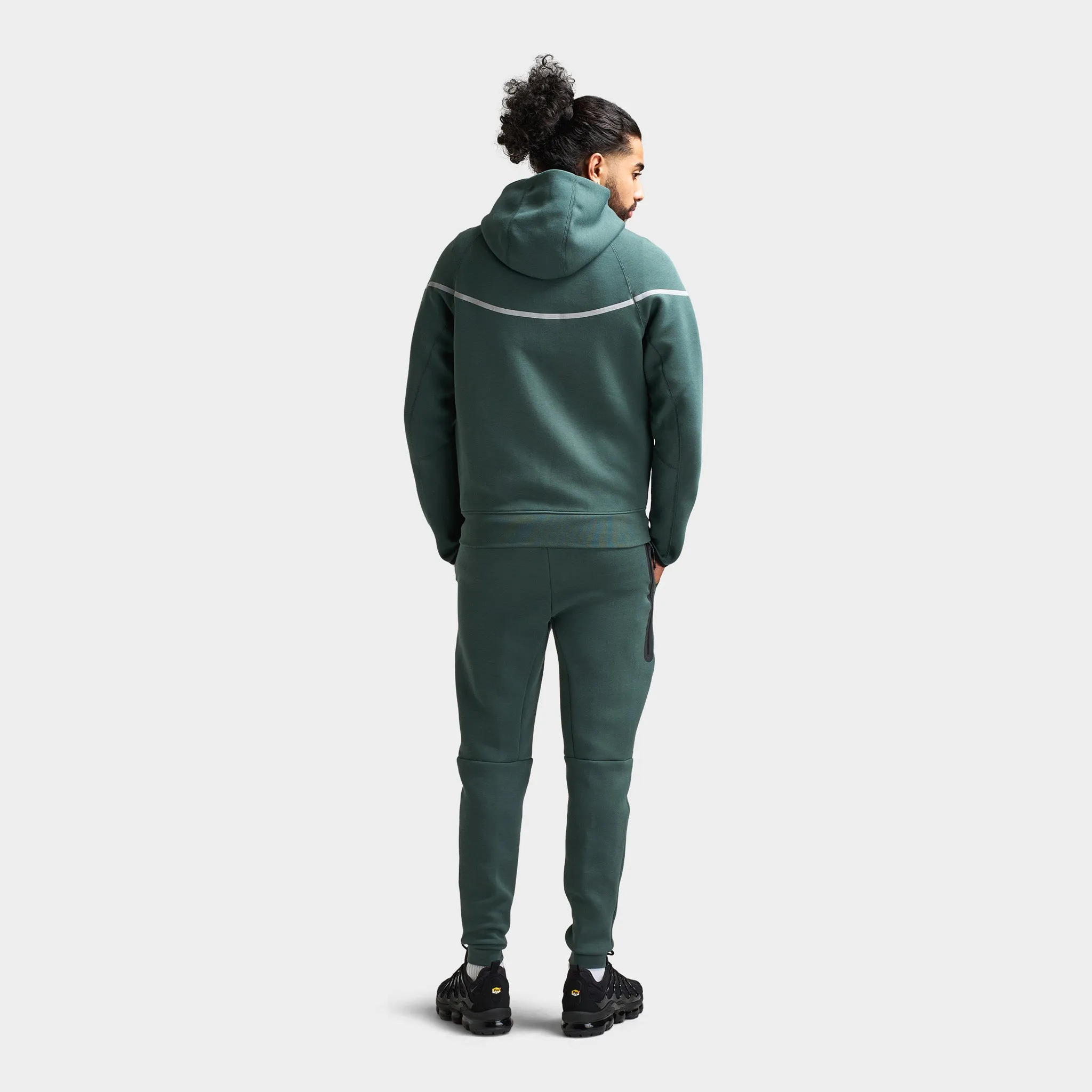 Nike Sportswear Tech Fleece Full-Zip Windrunner Vintage Green / Bemis Silver