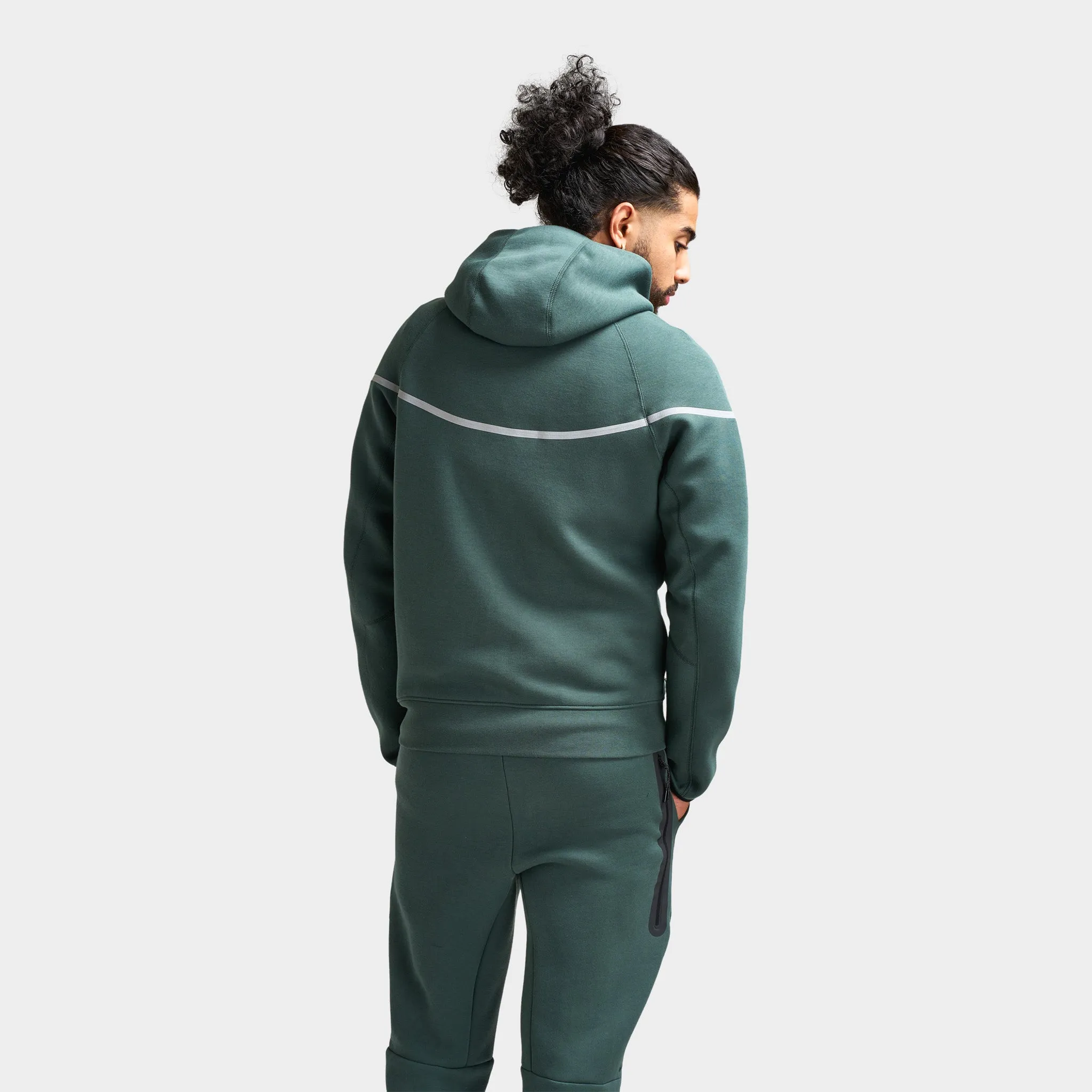 Nike Sportswear Tech Fleece Full-Zip Windrunner Vintage Green / Bemis Silver