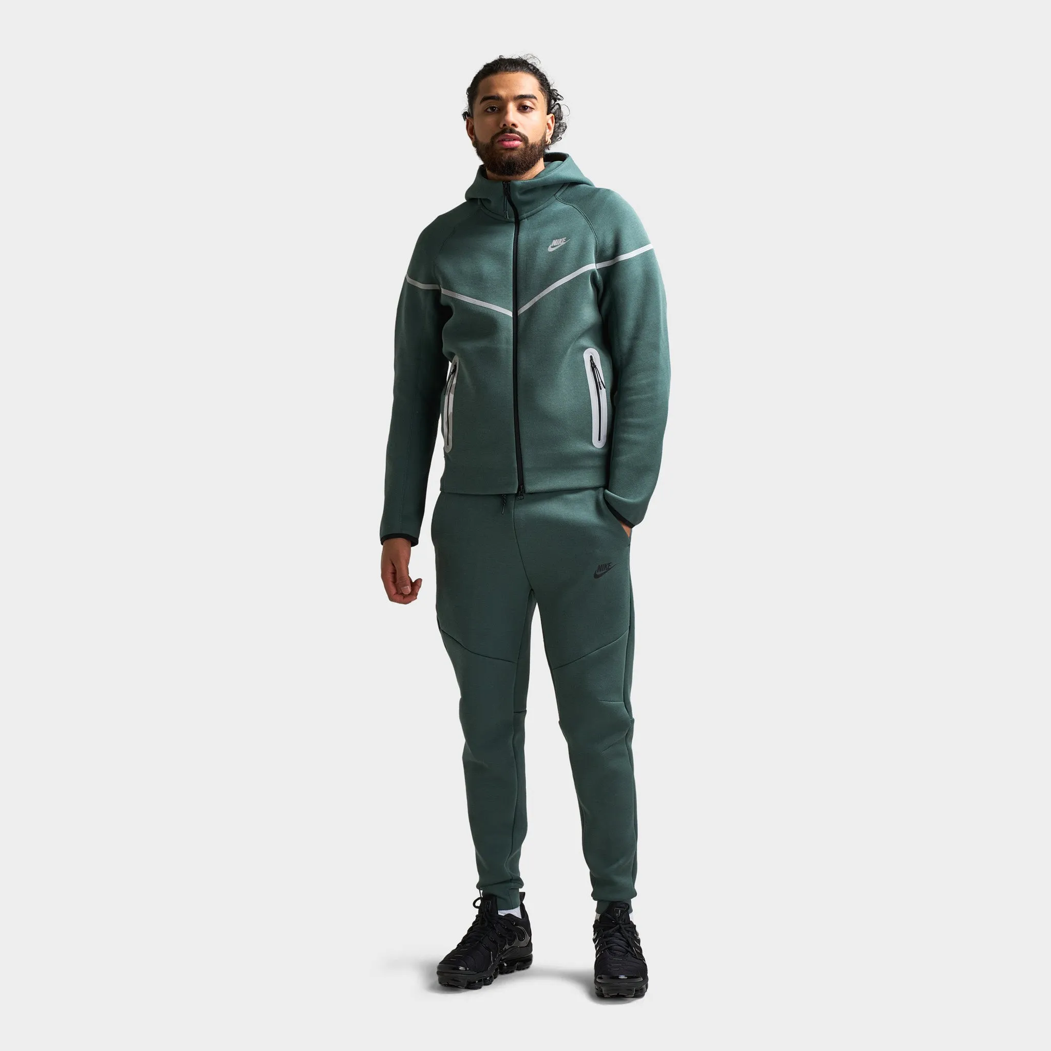 Nike Sportswear Tech Fleece Full-Zip Windrunner Vintage Green / Bemis Silver