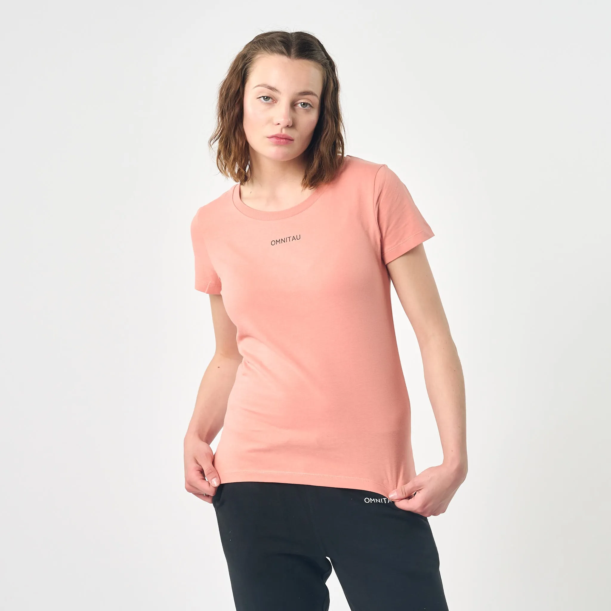 Omnitau Women's Winchester Organic Cotton Crew Neck T-Shirt - Pink