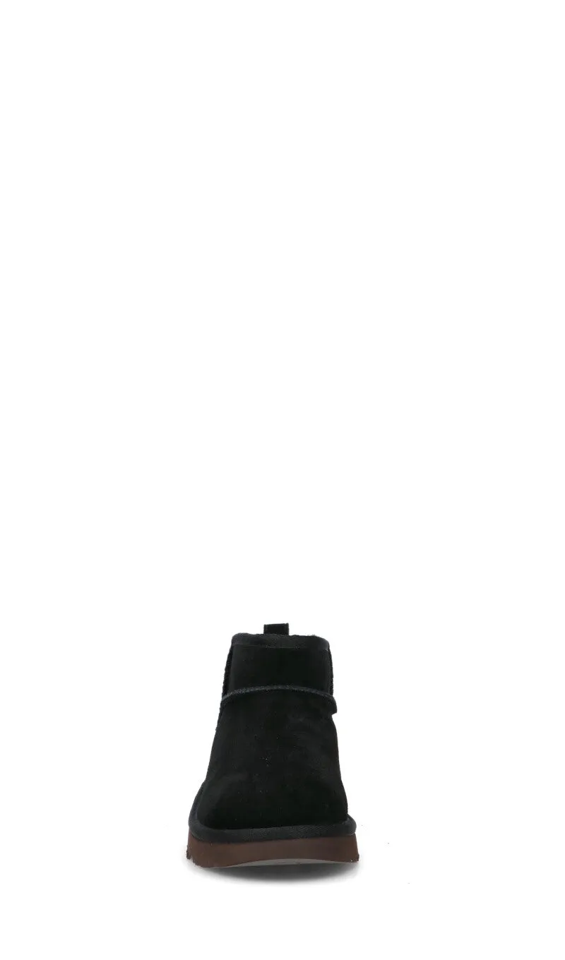 UGG - CLASSIC ULTRA MINI NEHEIGHTS Ugg ragazzo nero in suede