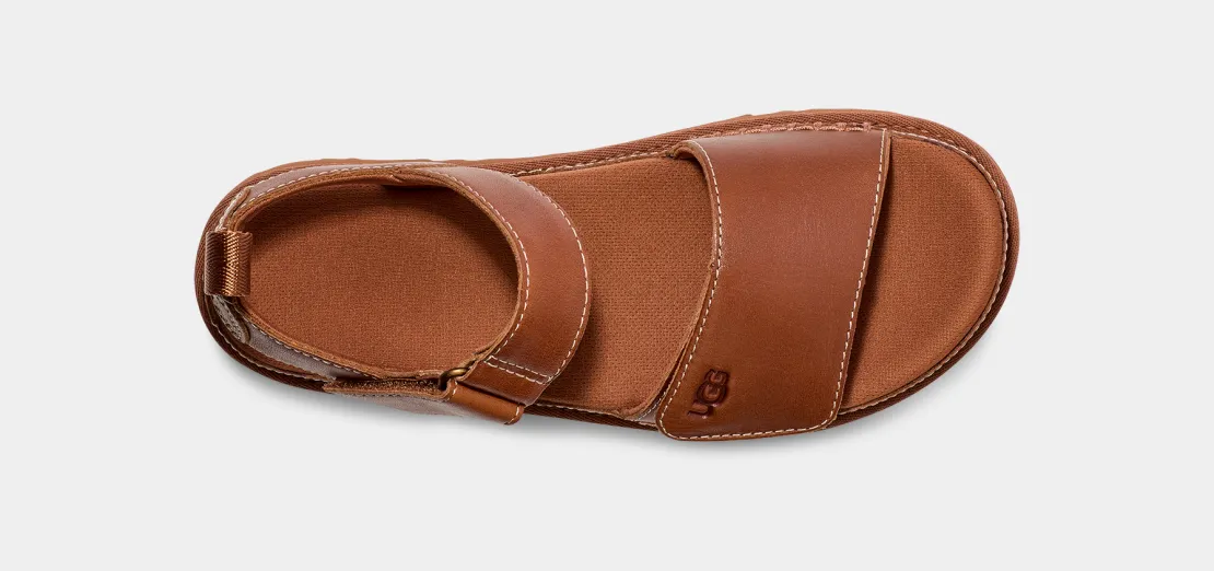 UGG™ Goldenstar Tan