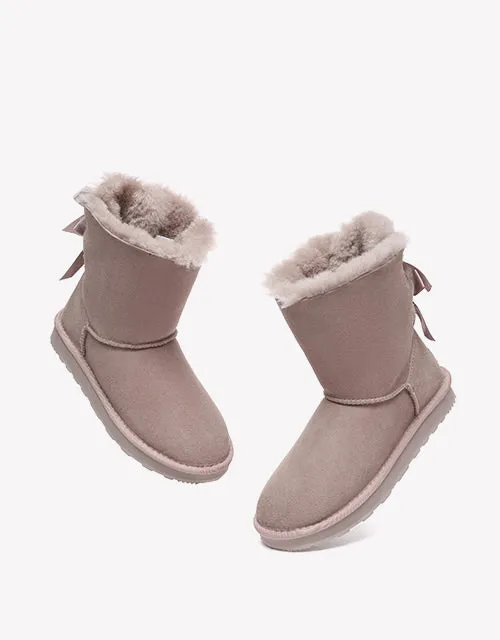 URBAN UGG® Short Back Bow